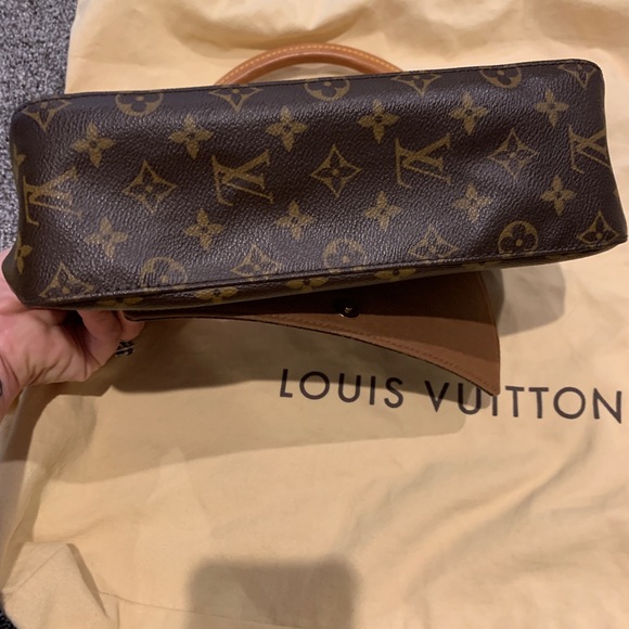 louis vuitton bag - Picture 7 of 9